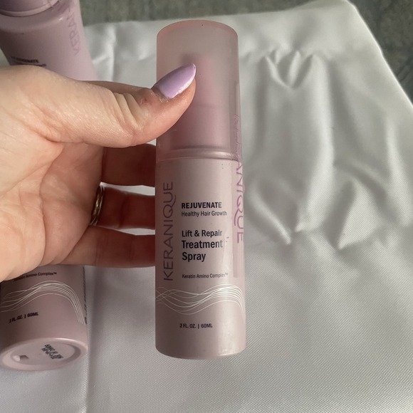 Keranique Deep Hydration Complete Hair Regrowth System 6 Piece Set With Bag - Picture 4 of 10